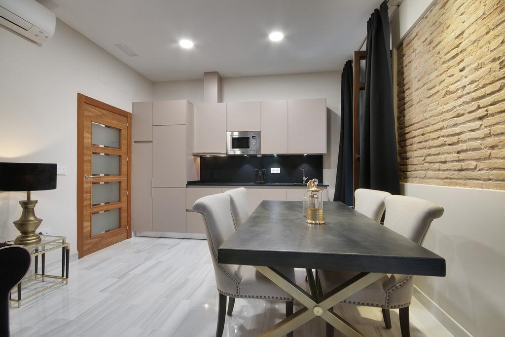 Suites Gran Via Capilla Real Granada Kültér fotó