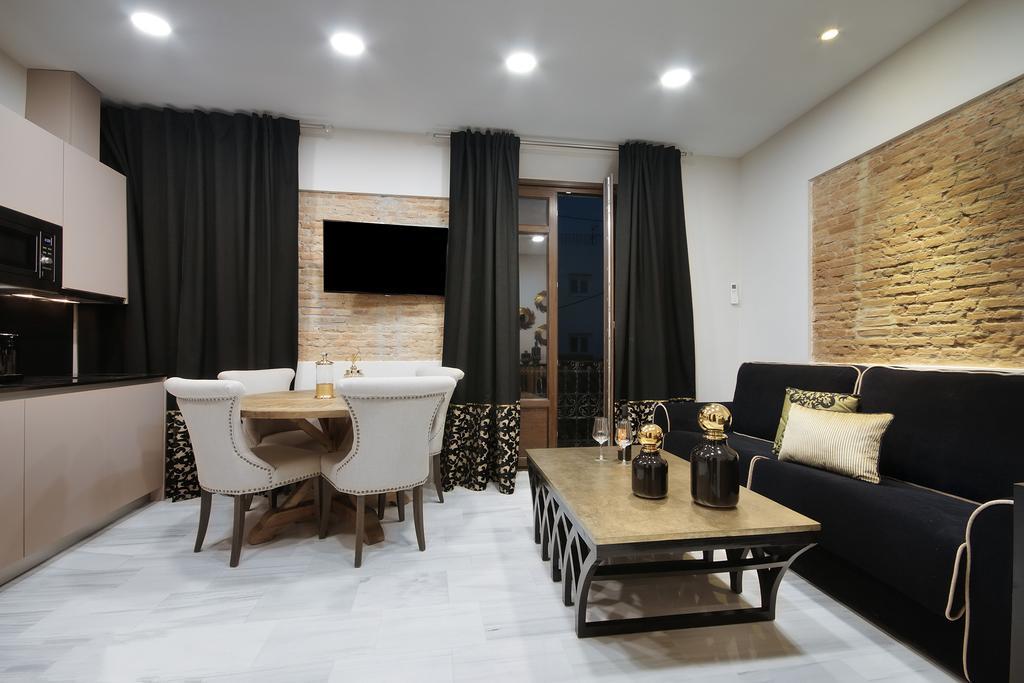 Suites Gran Via Capilla Real Granada Kültér fotó