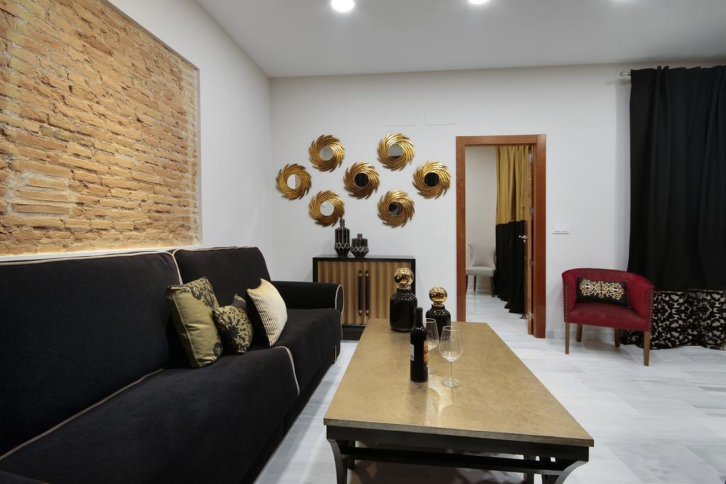 Suites Gran Via Capilla Real Granada Kültér fotó
