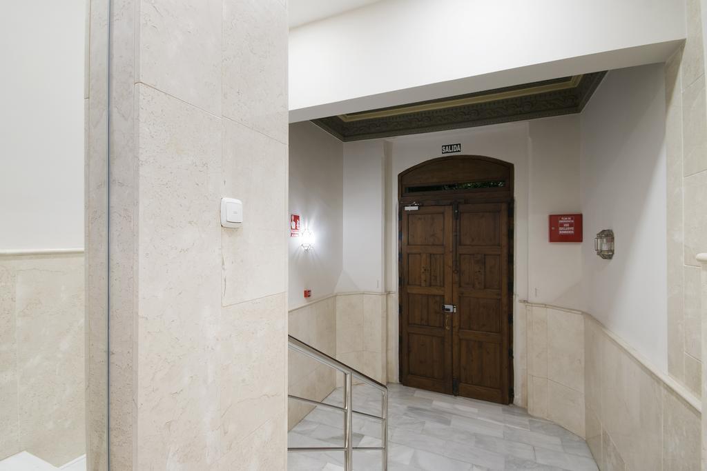 Suites Gran Via Capilla Real Granada Kültér fotó