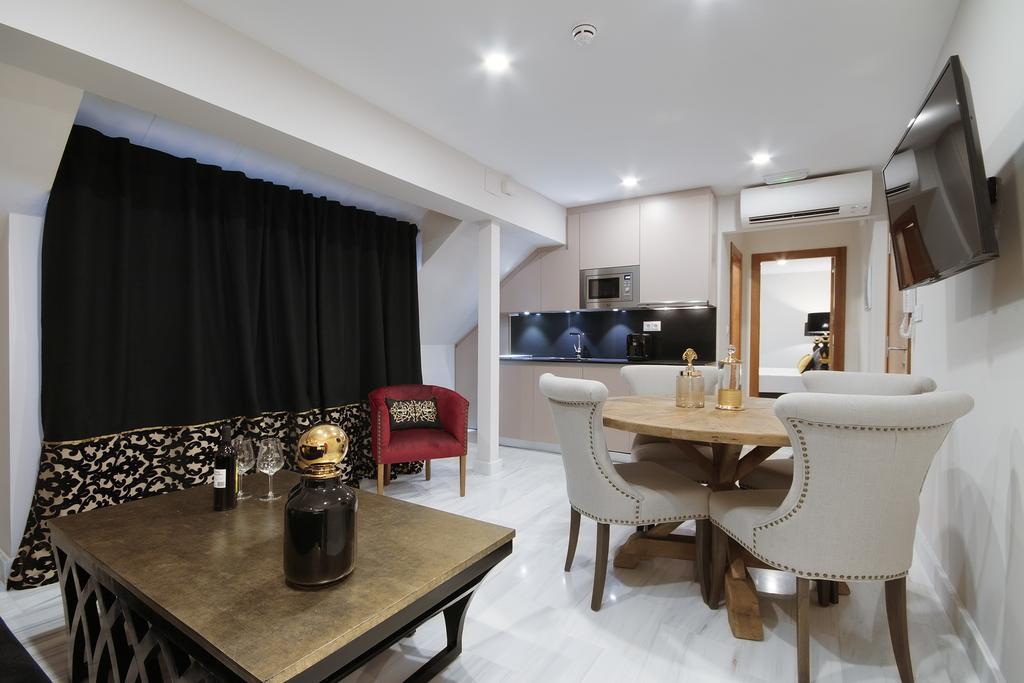 Suites Gran Via Capilla Real Granada Kültér fotó